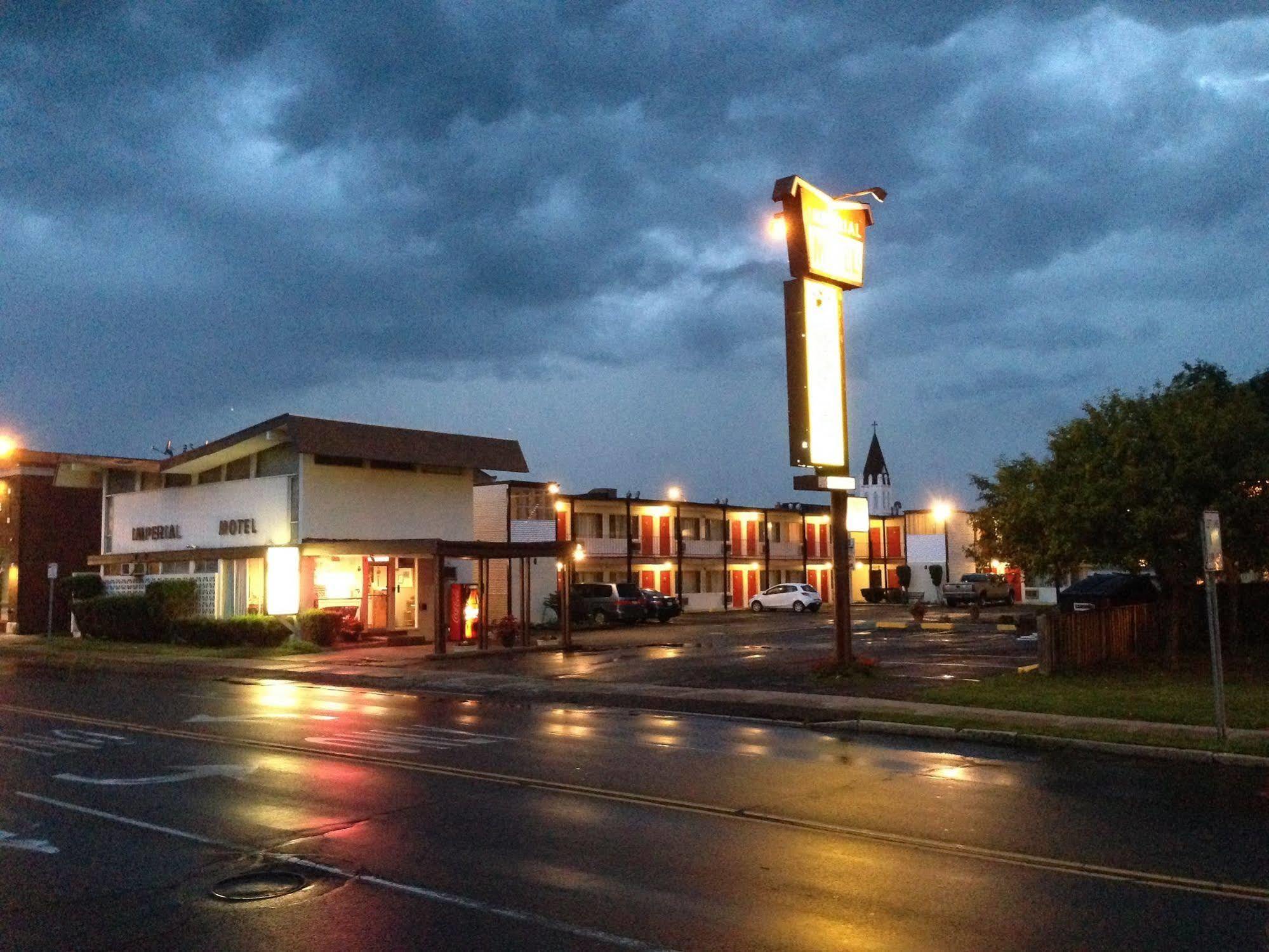 Imperial Motel Cortland Exterior foto